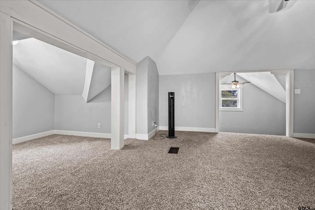 501 S Boyd St, Lindale, TX 75771