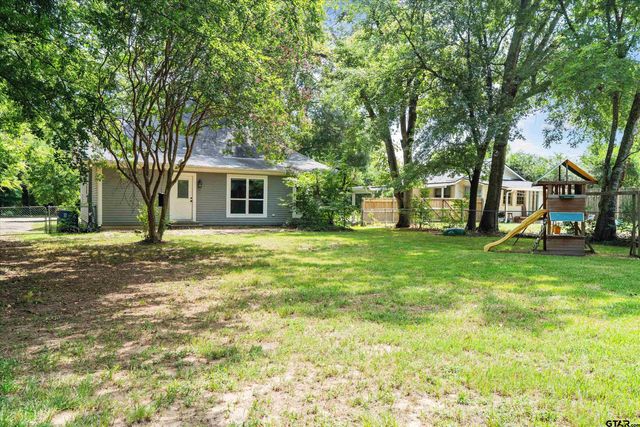 501 S Boyd St, Lindale, TX 75771