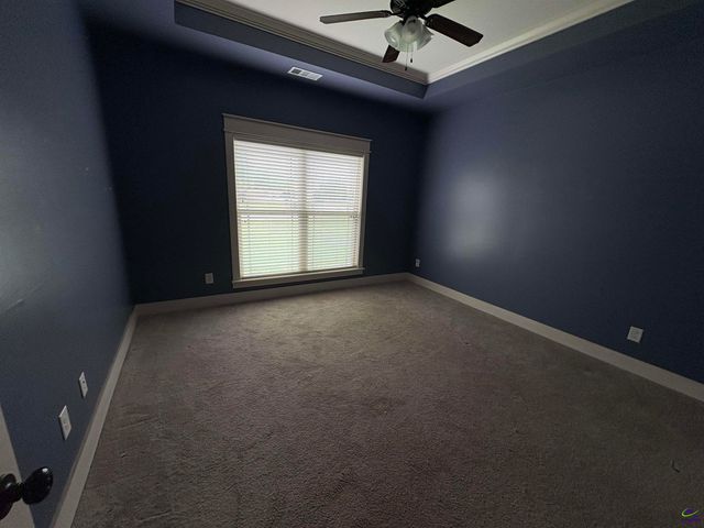 117 Waters Edge Ct., Kathleen, GA 31047