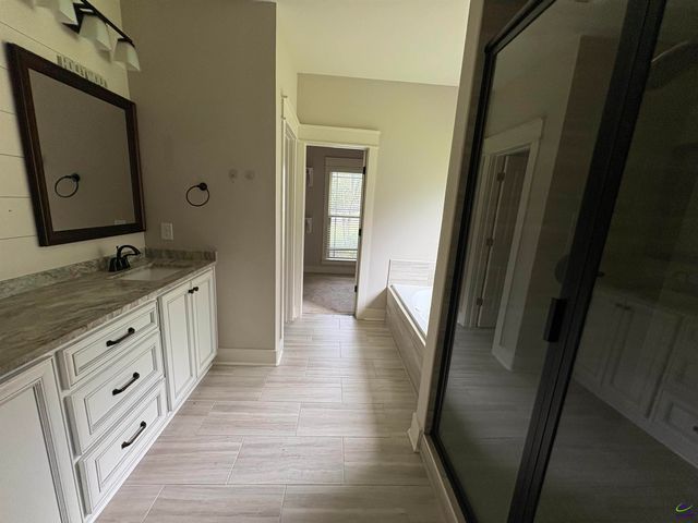 117 Waters Edge Ct., Kathleen, GA 31047