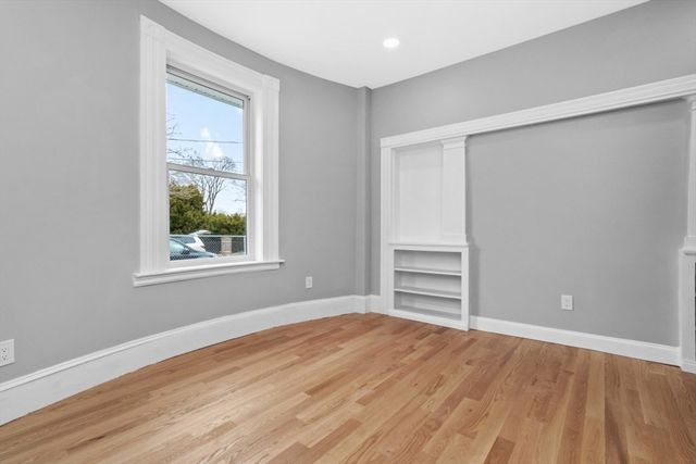 66 Stanley St 1, Boston, MA 02125