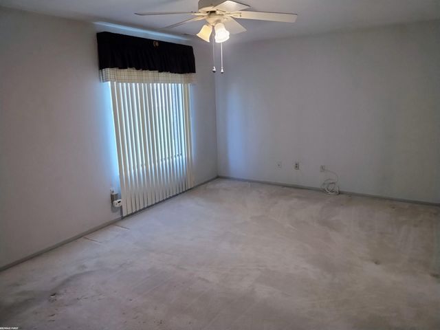 6619 Apt 102 Ridgefield Cir Street, West Bloomfield Twp, MI 48322