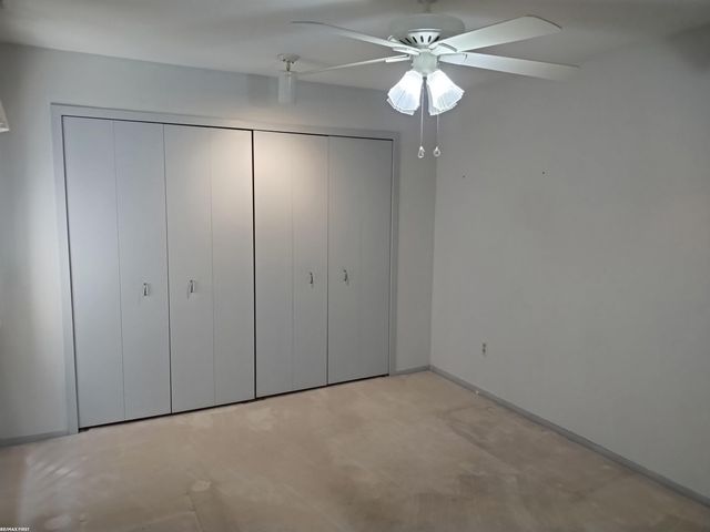 6619 Apt 102 Ridgefield Cir Street, West Bloomfield Twp, MI 48322