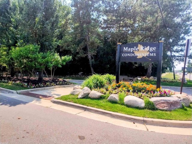 6619 Apt 102 Ridgefield Cir Street, West Bloomfield Twp, MI 48322