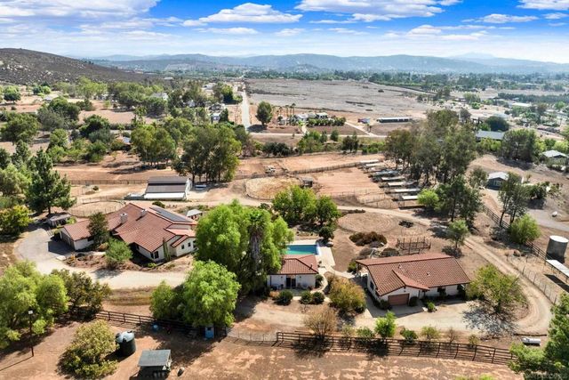 20119 Para Siempre Vis, Ramona, CA 92065