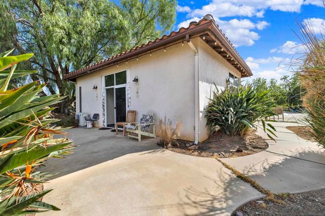 20119 Para Siempre Vis, Ramona, CA 92065