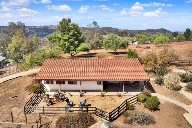 20119 Para Siempre Vis, Ramona, CA 92065
