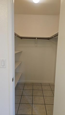 3216 Renn Avenue, Clovis, CA 93611