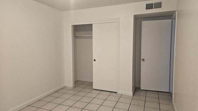 3216 Renn Avenue, Clovis, CA 93611