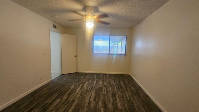 3216 Renn Avenue, Clovis, CA 93611
