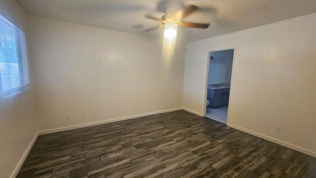 3216 Renn Avenue, Clovis, CA 93611
