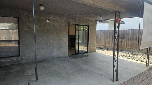 3216 Renn Avenue, Clovis, CA 93611