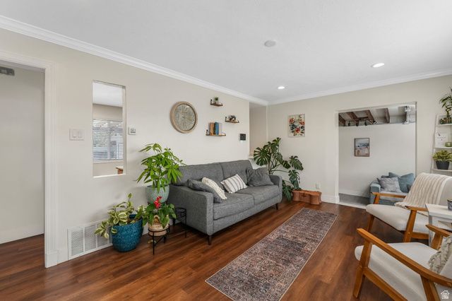 5769 S HILLSIDE DR, Murray, UT 84107