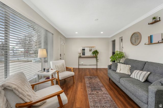 5769 S HILLSIDE DR, Murray, UT 84107