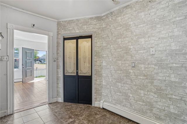625 Oakland Beach Avenue, Warwick, RI 02889