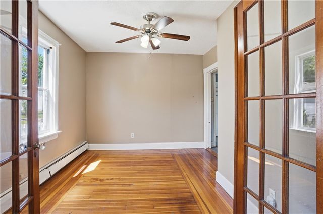 625 Oakland Beach Avenue, Warwick, RI 02889