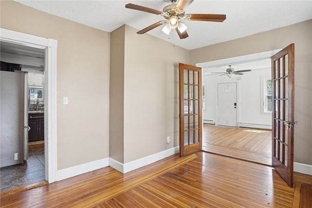 625 Oakland Beach Avenue, Warwick, RI 02889