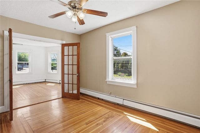625 Oakland Beach Avenue, Warwick, RI 02889