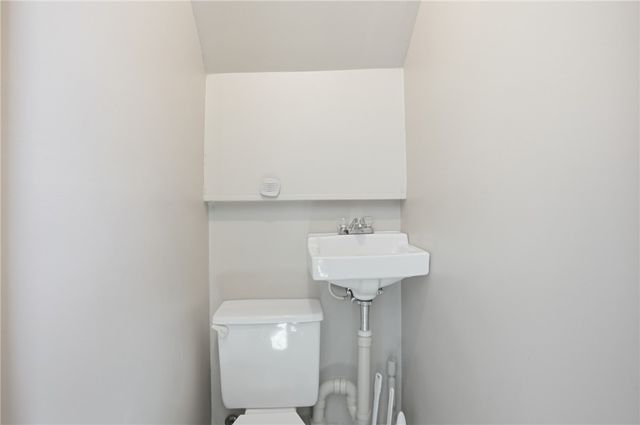 625 Oakland Beach Avenue, Warwick, RI 02889