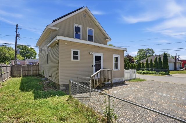625 Oakland Beach Avenue, Warwick, RI 02889
