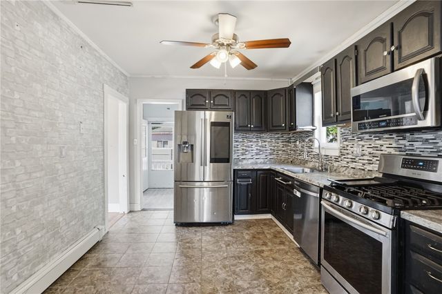 625 Oakland Beach Avenue, Warwick, RI 02889