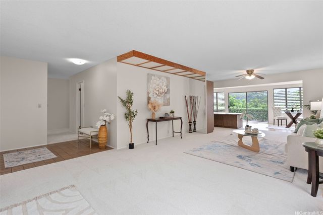 98-1239 Kaonohi Street, Aiea, HI 96701