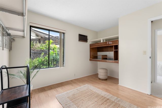 98-1239 Kaonohi Street, Aiea, HI 96701