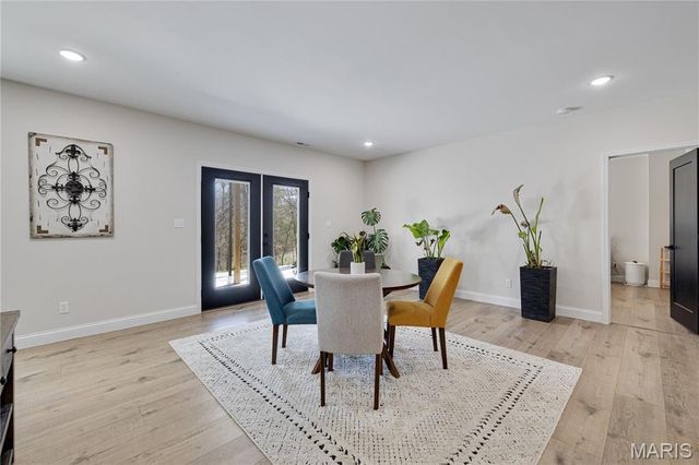 9784 Ridgecrest Drive, Hillsboro, MO 63050