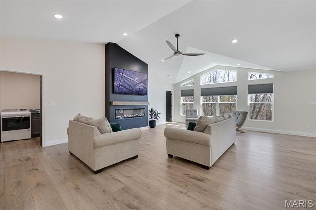 9784 Ridgecrest Drive, Hillsboro, MO 63050