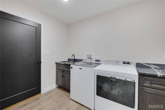 9784 Ridgecrest Drive, Hillsboro, MO 63050