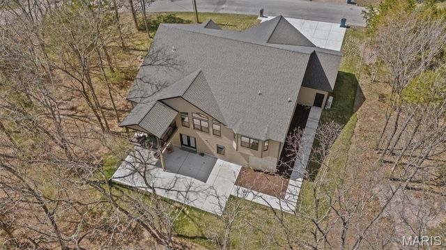 9784 Ridgecrest Drive, Hillsboro, MO 63050