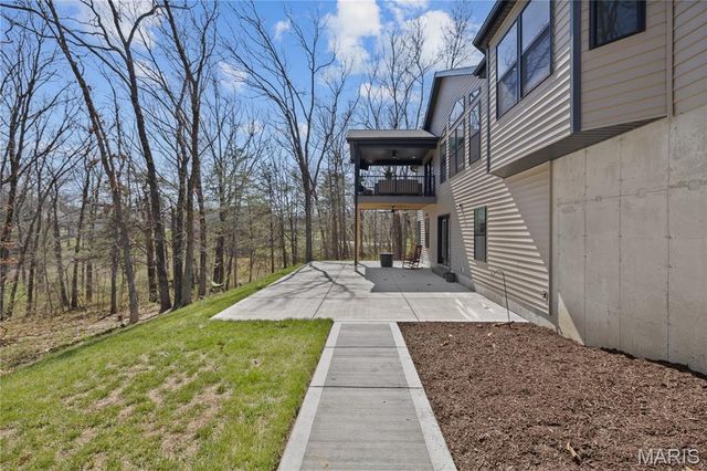 9784 Ridgecrest Drive, Hillsboro, MO 63050