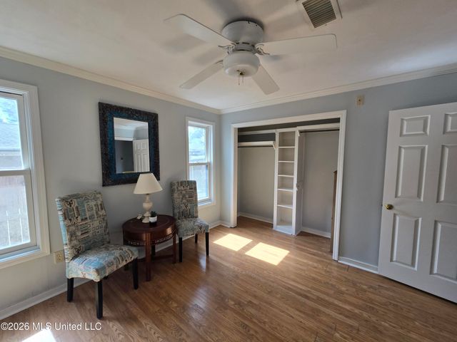 5422 River Thames Road, Jackson, MS 39211