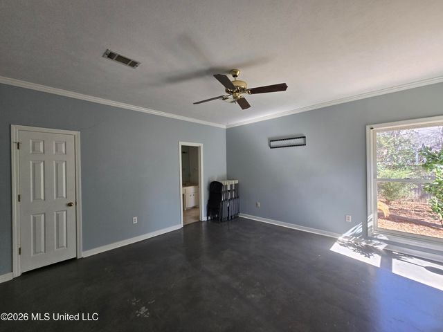 5422 River Thames Road, Jackson, MS 39211