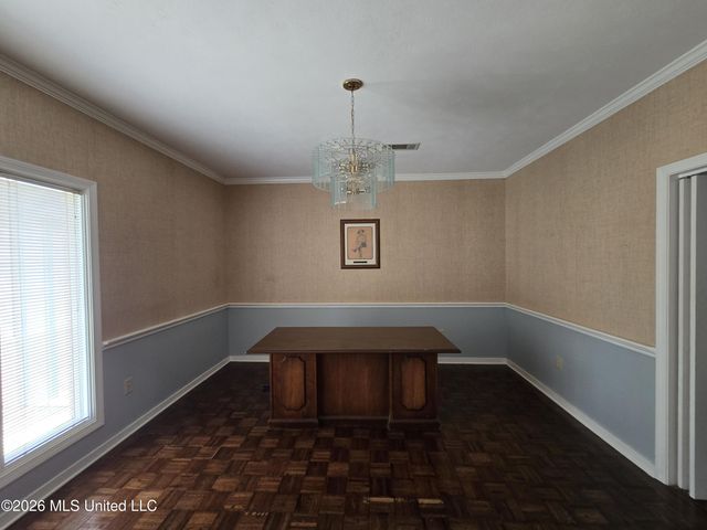 5422 River Thames Road, Jackson, MS 39211