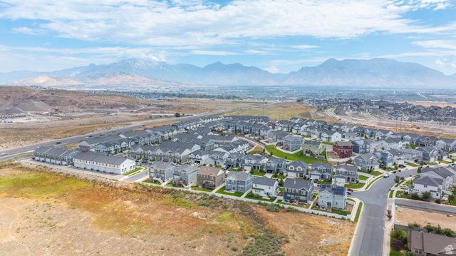 9367 N VERNHAM LN, Eagle Mountain, UT 84005