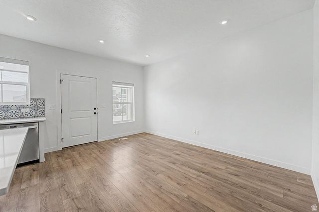 9367 N VERNHAM LN, Eagle Mountain, UT 84005