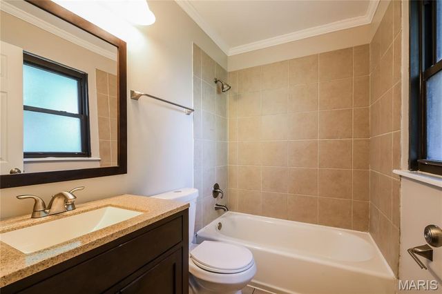 2171 Farthing Court, Florissant, MO 63031