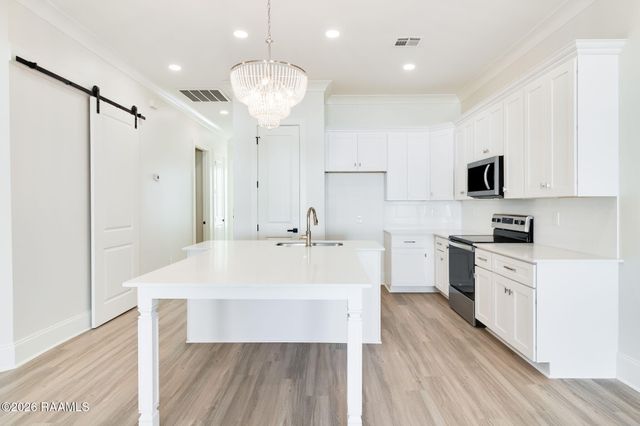 123 Perth Place, Lafayette, LA 70503