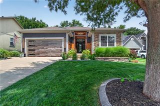 1084 W Cothrell Street, Olathe, KS 66061