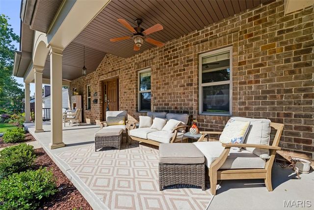1219 Missouri Avenue, Kirkwood, MO 63122