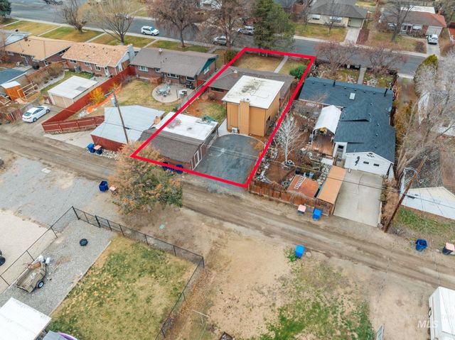 168 N Juniper St, Twin Falls, ID 83301