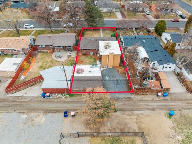 168 N Juniper St, Twin Falls, ID 83301