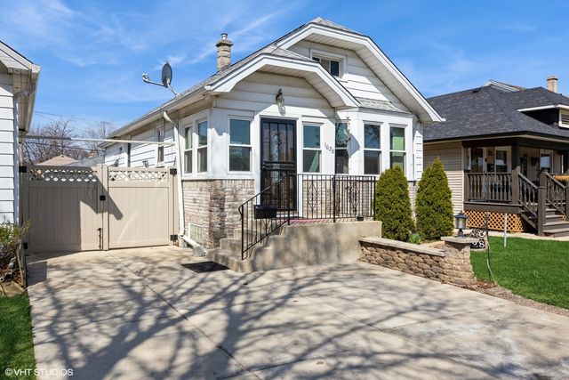 1628 N 16th Avenue, Melrose Park, IL 60160