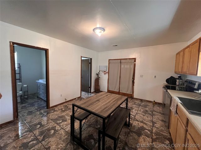 34464 S 4440 Road, Vinita, OK 74301