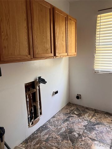 34464 S 4440 Road, Vinita, OK 74301