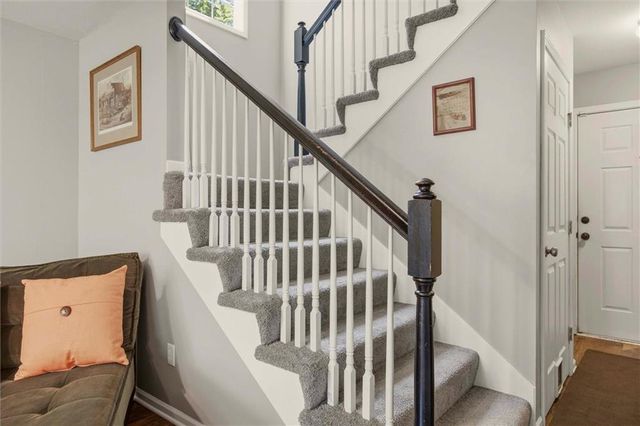 11120 Highview Road, Peculiar, MO 64078