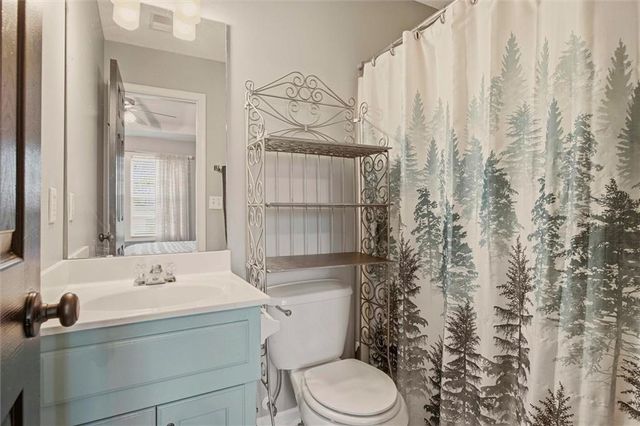 11120 Highview Road, Peculiar, MO 64078