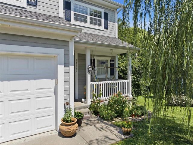 11120 Highview Road, Peculiar, MO 64078