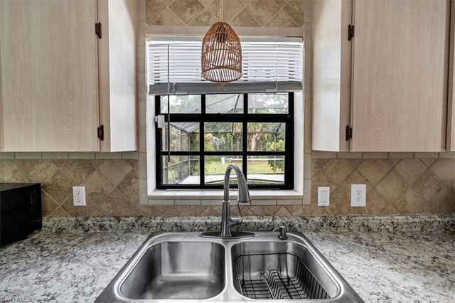 580 16th ST SE, Naples, FL 34117